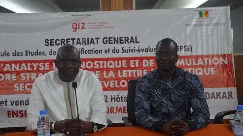 Le SG du ministère du Travail avec le Conseiller technique de la GIZ
